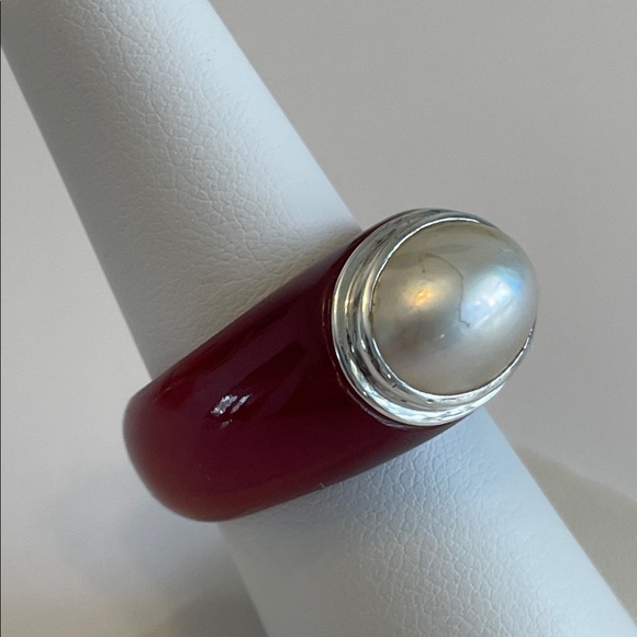 Genuine Red Jade Ring With Mabe Pearl In 925 Sterling Silver Bezel Setting - Picture 3 of 16